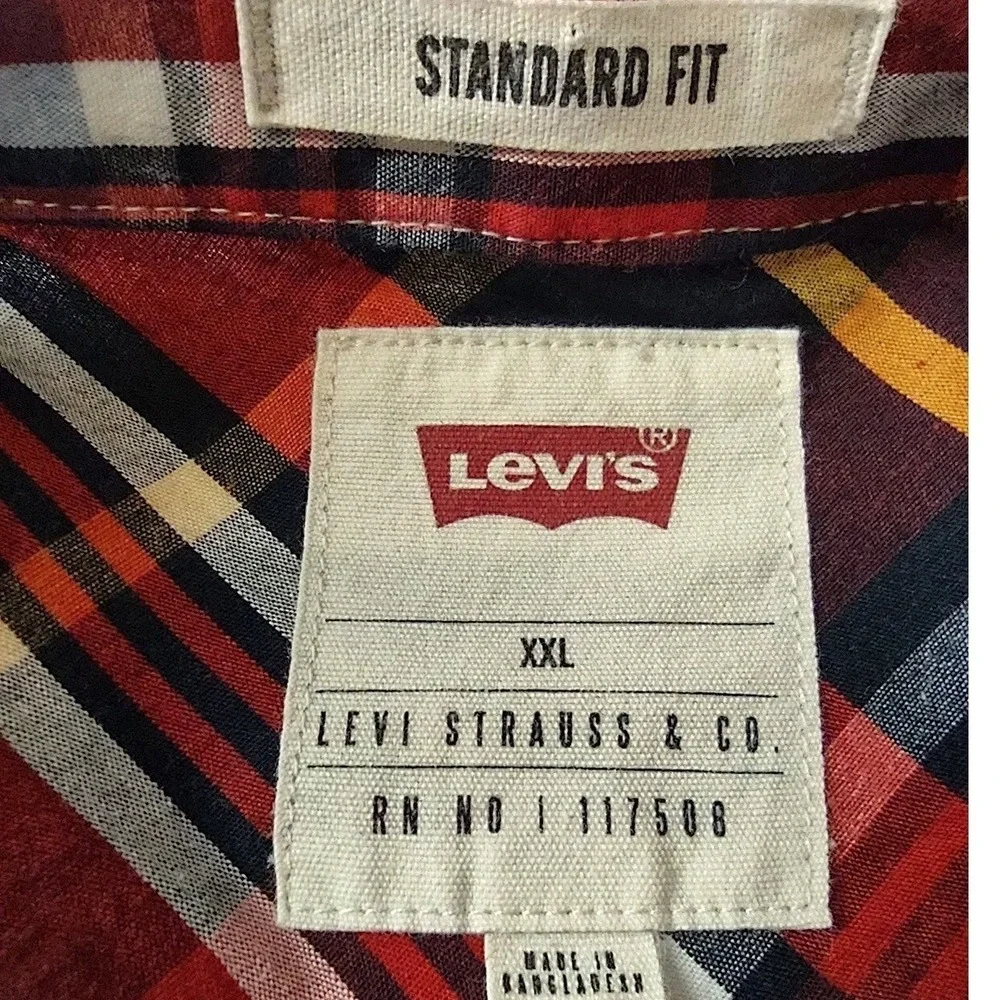 Levi's Shirt XXL Men's Plaid Red Multi Color Long Sleeve Button Down Cabin Core‎